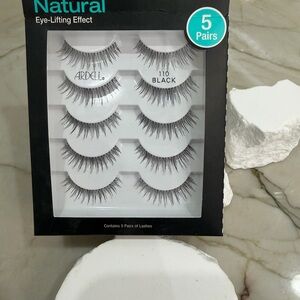 Ardell Natural 110 Black False Eyelashes – 5 Pair Pack Eye-Lifting Effect